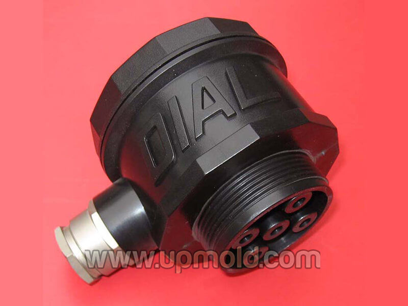 unsrewing-plastic-injection-molded-parts