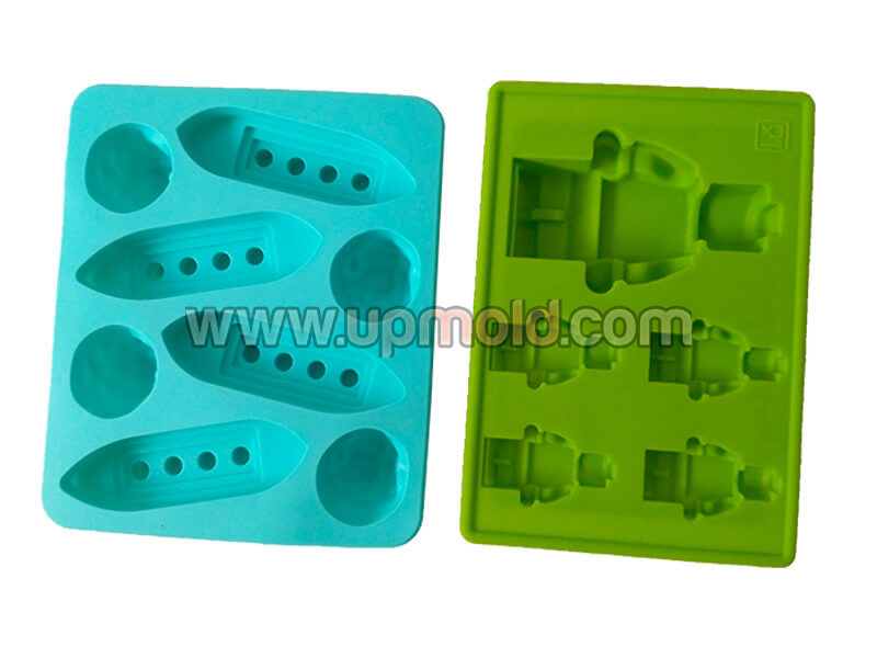 various-colorful-cake-molds
